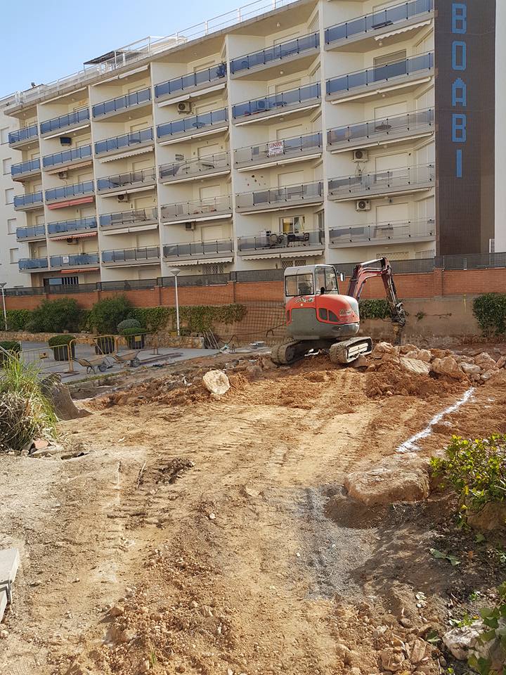 Excavación y el rebaje piscina Torredembarra