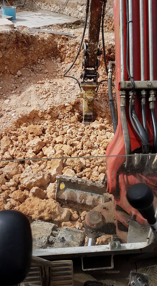 Excavación y el rebaje piscina Torredembarra