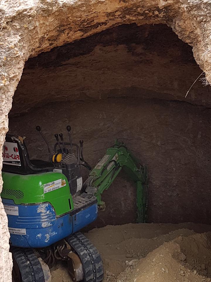 cueva en viñedo de bonastre