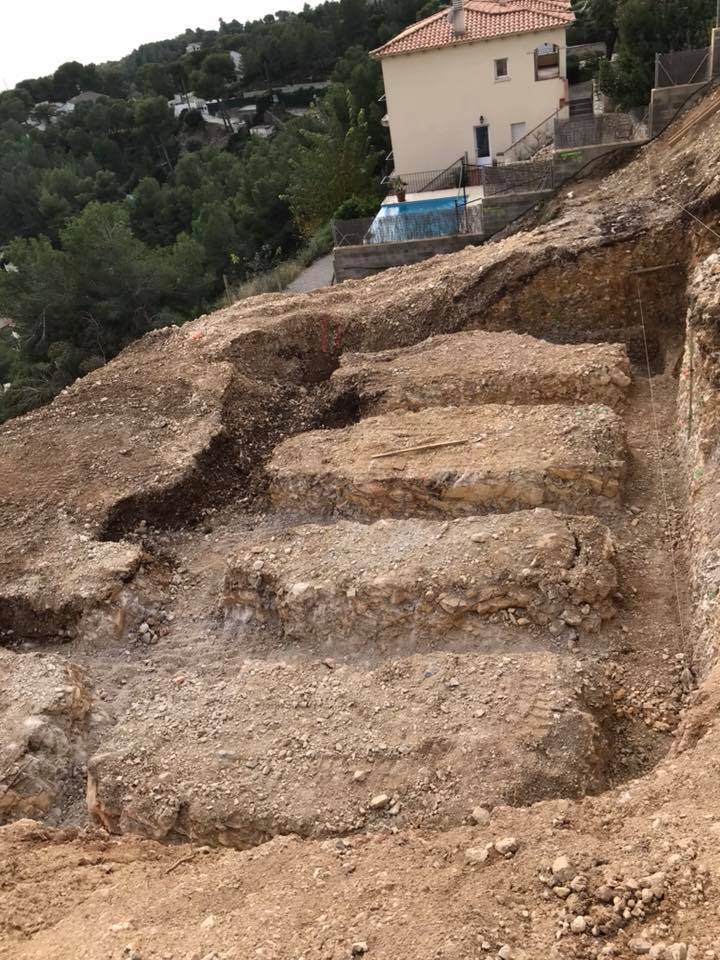 Rebaje y cimientos en roca