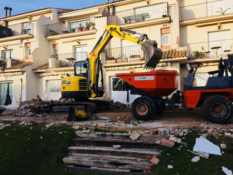 Demolición terrazas en Sitges