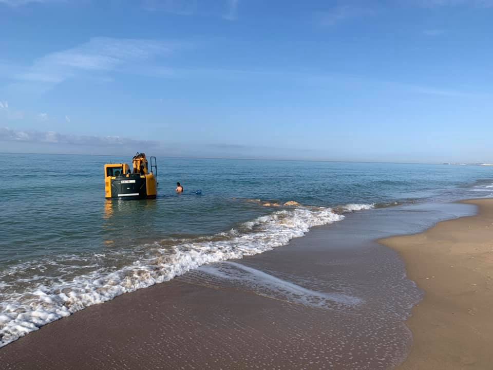 Faena en playa de Calafell